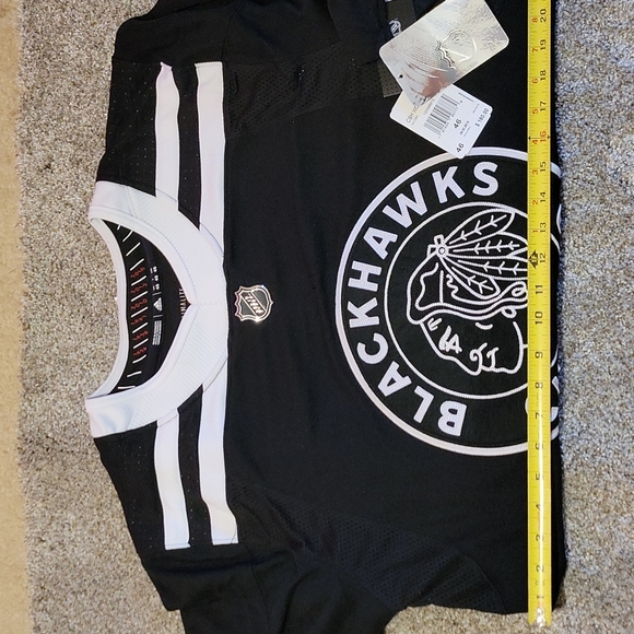 Adidas NHL Chicago Blackhawks Jersey NWT - Picture 10 of 12